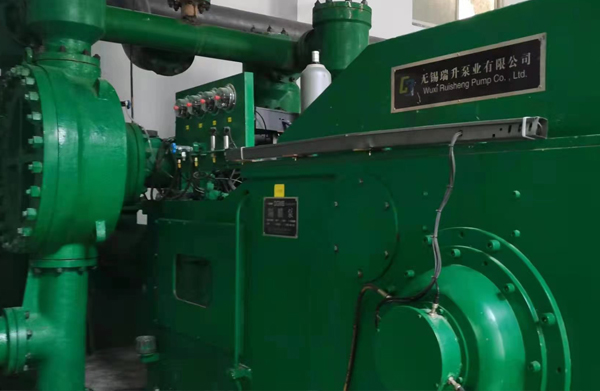 機械隔膜泵和柱塞泵區(qū)別？